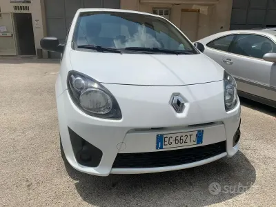 Usata Renault Twingo 75 CV (55 kW) 2011 Bianco Utilitaria