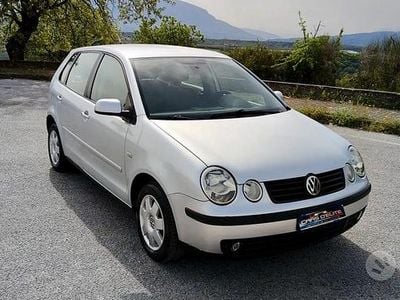 Usata VW Polo 75 CV (55 kW) 2005 Grigio Utilitaria