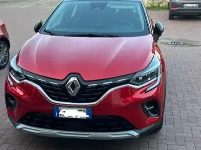 Usata Renault Captur Intens 116 CV (85 kW) 2020 Rosso SUV