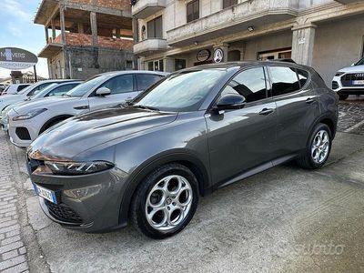 Second-hand Alfa Romeo Tonale Sprint 131 CP (96 kW) 2023 Gri SUV