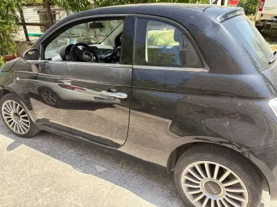 Usata Fiat 500 Lounge 75 CV (55 kW) 2007 Nero Utilitaria
