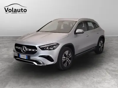 Usata Mercedes GLA180 Advanced 116 CV (85 kW) 2025 Argento SUV