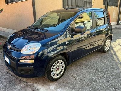 Usata Fiat Panda Lounge 69 CV (50 kW) 2019 Blu/azzurro Utilitaria