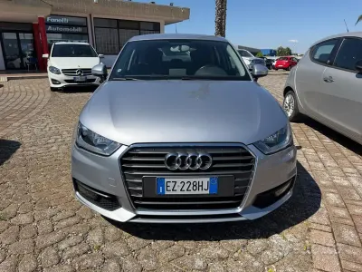 Usata Audi A1 116 CV (85 kW) 2015 Grigio Utilitaria