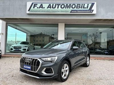 Usata Audi Q3 Advanced 150 CV (110 kW) 2019 Grigio scuro SUV