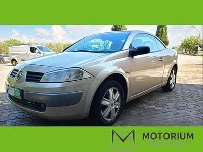 Marrone Usata 2005 Renault Mégane II Dynamique Utilitaria | 2000 € (Buon prezzo)