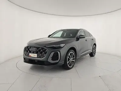 Usata Audi Q5 Sportback S-Line 204 CV (150 kW) 2025 Grigio daytona perla SUV