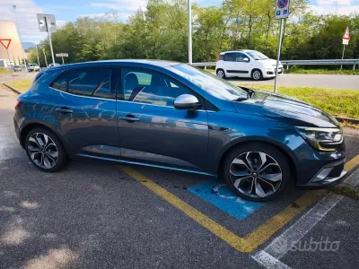 Usata Renault Mégane III 110 CV (80 kW) 2016 Grigio Berlina