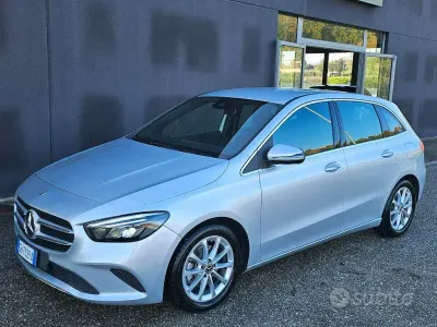 Begagnad Mercedes B200