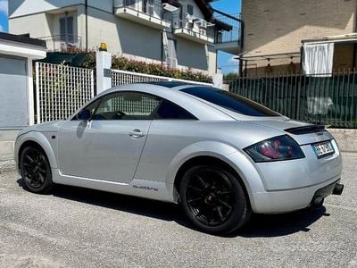 Usata Audi TT 225 CV (165 kW) 1999 Grigio Coupé