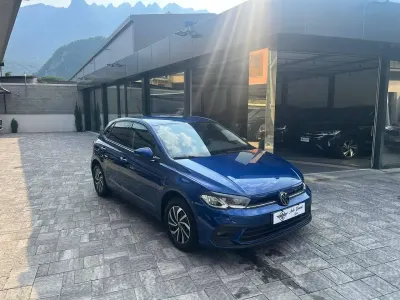 Usata VW Polo 95 CV (69 kW) 2023 Blu/azzurro Utilitaria