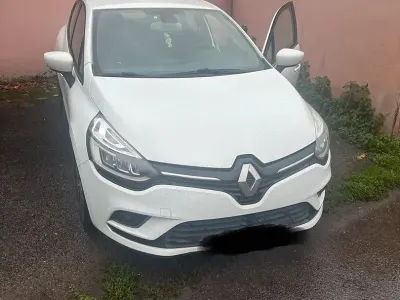 Usata Renault Clio 75 CV (55 kW) 2017 Bianco Station wagon