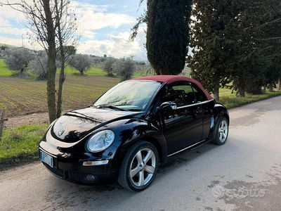 Usata VW New Beetle Edition 102 CV (75 kW) 2008 Nero Utilitaria