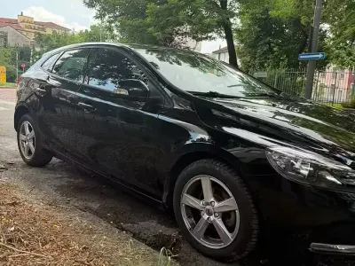 Usata Volvo V40