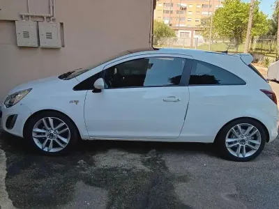 Usata Opel Corsa 95 CV (69 kW) 2011 Bianco Utilitaria