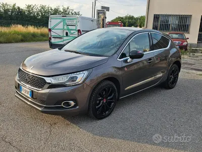 Usata DS Automobiles DS4 Sport Chic 120 CV (88 kW) 2016 Marrone Berlina