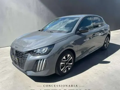 Usata Peugeot 208 Allure 101 CV (74 kW) 2025 Grigio Utilitaria