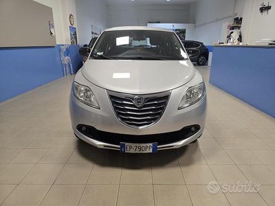 Usata Lancia Ypsilon Gold 85 CV (62 kW) 2013 Grigio Utilitaria