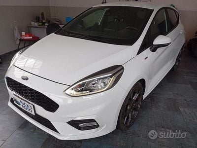 Usata Ford Fiesta ST-Line 100 CV (73 kW) 2017 Bianco Berlina