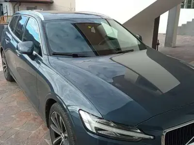 Usata Volvo V60 Business Edition 250 CV (183 kW) 2021 Station wagon