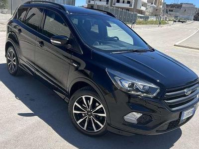 Usata 2017 Ford Kuga ST-Line SUV | 14.000 € (Buon prezzo)