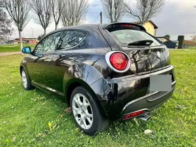 Usata Alfa Romeo MiTo 79 CV (58 kW) 2009 Nero Utilitaria