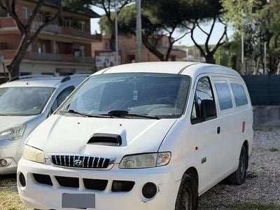 Usata Hyundai H-1 140 CV (102 kW) 2008 Bianco Monovolume