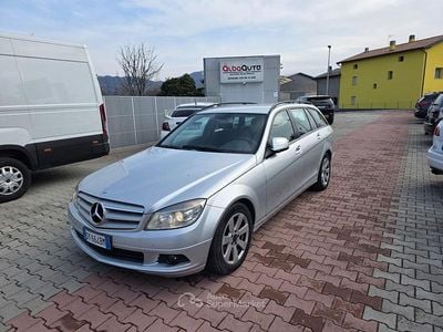 Grigio Usata 2009 Mercedes C220 Avantgarde Station wagon | 6900 € (Buon prezzo)