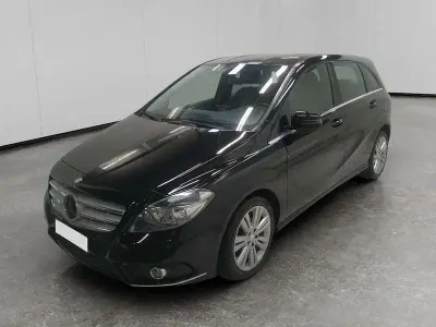 Usata Mercedes B180 Executive 108 CV (79 kW) 2013 Nero Monovolume