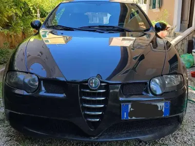 Usata Alfa Romeo 2000 252 CV (185 kW) 2002 Nero Berlina