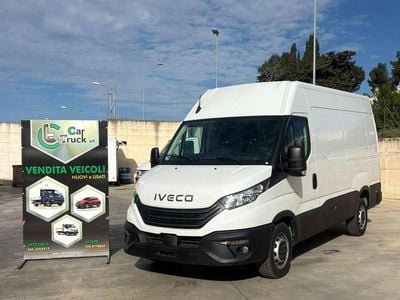 Nuova Iveco Daily 140 CV (102 kW) 2026 Bianco Furgone
