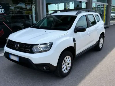 Usata Dacia Duster Comfort 101 CV (74 kW) 2022 Bianco SUV