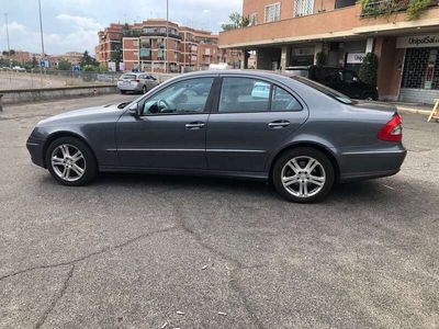 Mercedes E320