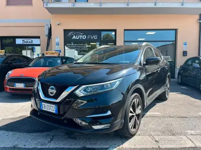 Usata Nissan Qashqai N-Connecta 116 CV (85 kW) 2020 Nero SUV