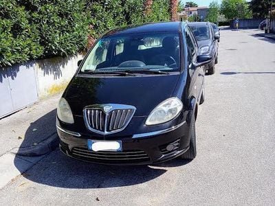 Usata Lancia Musa 77 CV (56 kW) 2010 Nero Monovolume