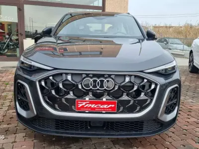 Nuova Audi Q5 S-Line 204 CV (150 kW) 2025 Grigio SUV