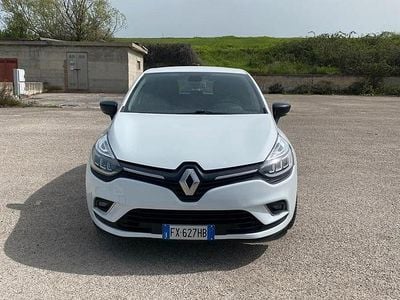 Usata Renault Clio IV Zen 75 CV (55 kW) 2019 Bianco Berlina
