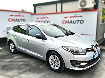 Usata Renault Mégane GrandTour LIMITED 110 CV (80 kW) 2016 Grigio Station wagon