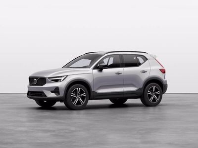 usata Volvo XC40 2.0 b3 plus dark auto