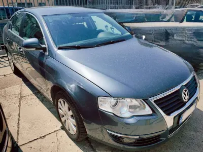 Usata VW Passat Comfortline 150 CV (110 kW) 2010 Berlina