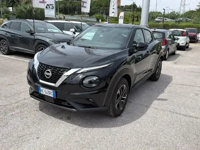 Neu Nissan Juke N-Connecta 114 PS (83 kW) 2026 Schwarz SUV