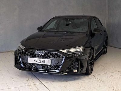 Nero Nuova 2025 Audi RS3 Ambiente Berlina | 66.890 € (Buon prezzo)
