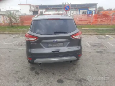 Usata Ford Kuga S 120 CV (88 kW) 2016 Grigio SUV