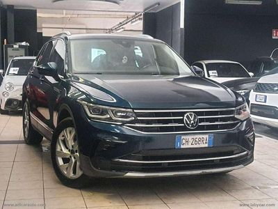 Usata VW Tiguan 150 CV (110 kW) 2022 Blu SUV