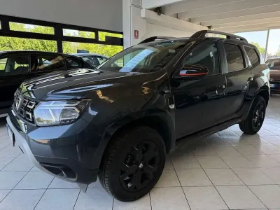 Usata Dacia Duster Extreme 101 CV (74 kW) 2022 Grigio SUV