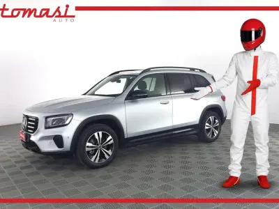 Usata Mercedes GLB200 Advanced Plus 150 CV (110 kW) 2025 Argento selenite SUV