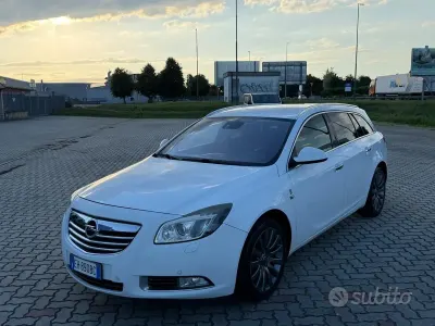 Usata Opel Insignia Cosmo 160 CV (117 kW) 2011 Bianco Station wagon