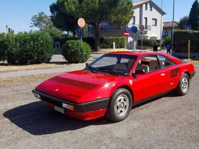 Usata Ferrari Mondial 239 CV (175 kW) 1983 Rosso Coupé