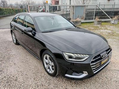 Nero mytos Usata 2022 Audi A4 Ambiente Station wagon | 22.900 € (Buon prezzo)