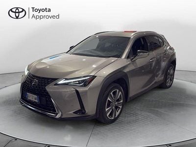 Usata Lexus UX 300e 56 kW (77 CV) 2022 Grigio SUV